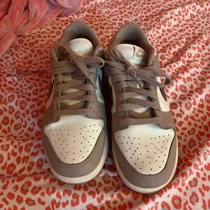 Women’s nike dunks